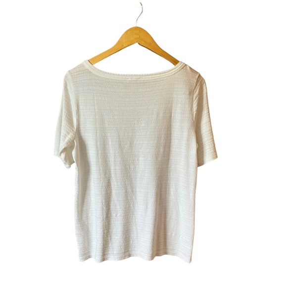 Talbots White Textured Striped Tee w/ Buttons on Shoulder - Small - Picture 2 of 4